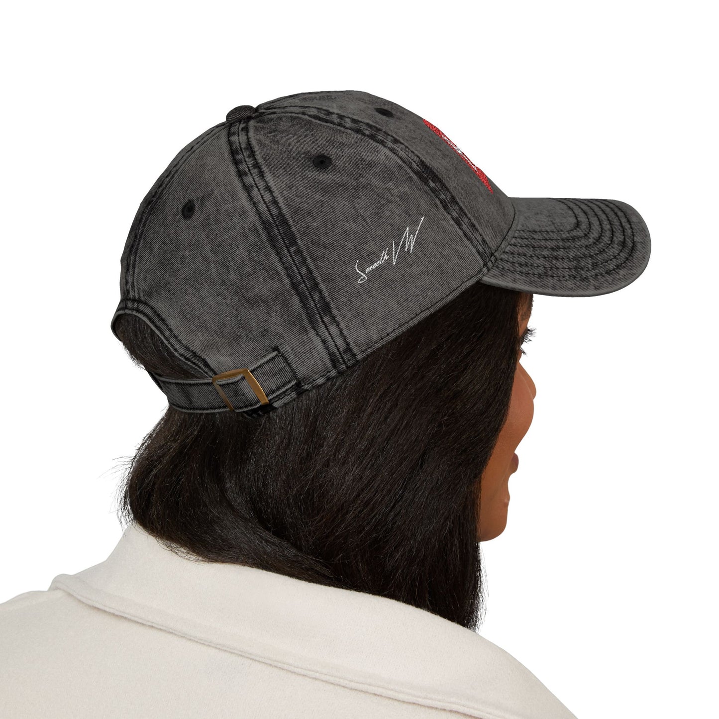 "Trapped" Vintage Cap - Embroidery
